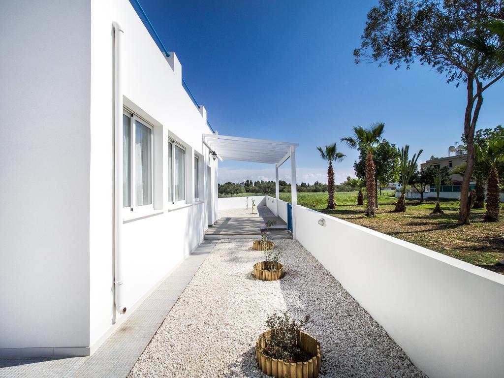 Alcyone Beach House Oroklini Buitenkant foto