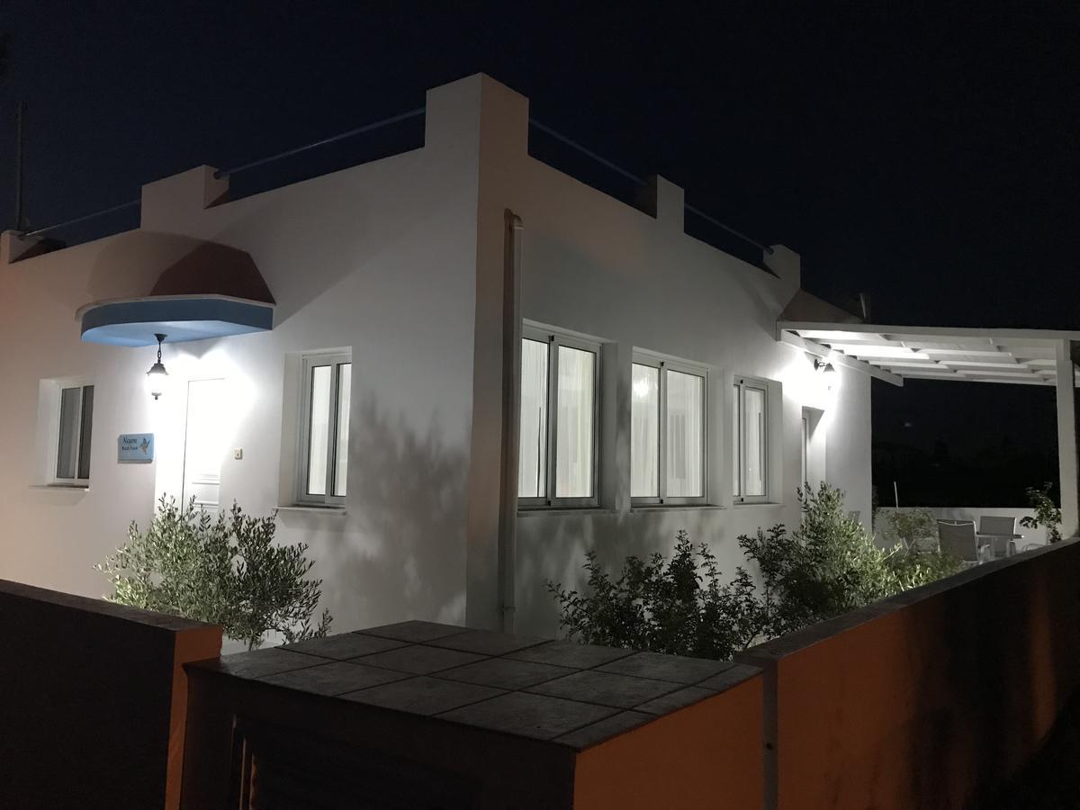 Alcyone Beach House Oroklini Buitenkant foto